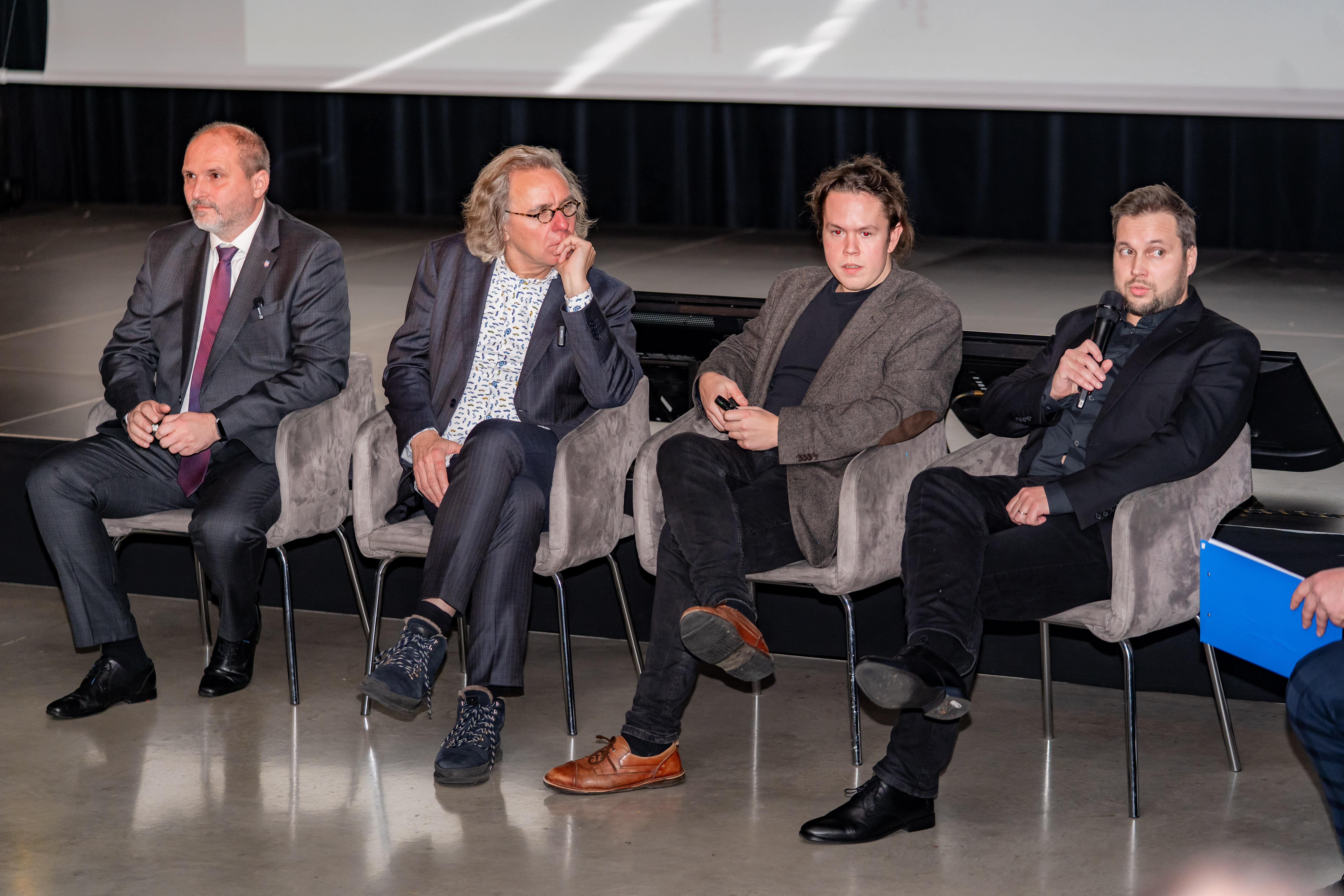 Verejna Prezentacia Nove mestske centrum Hornad - UHA-16